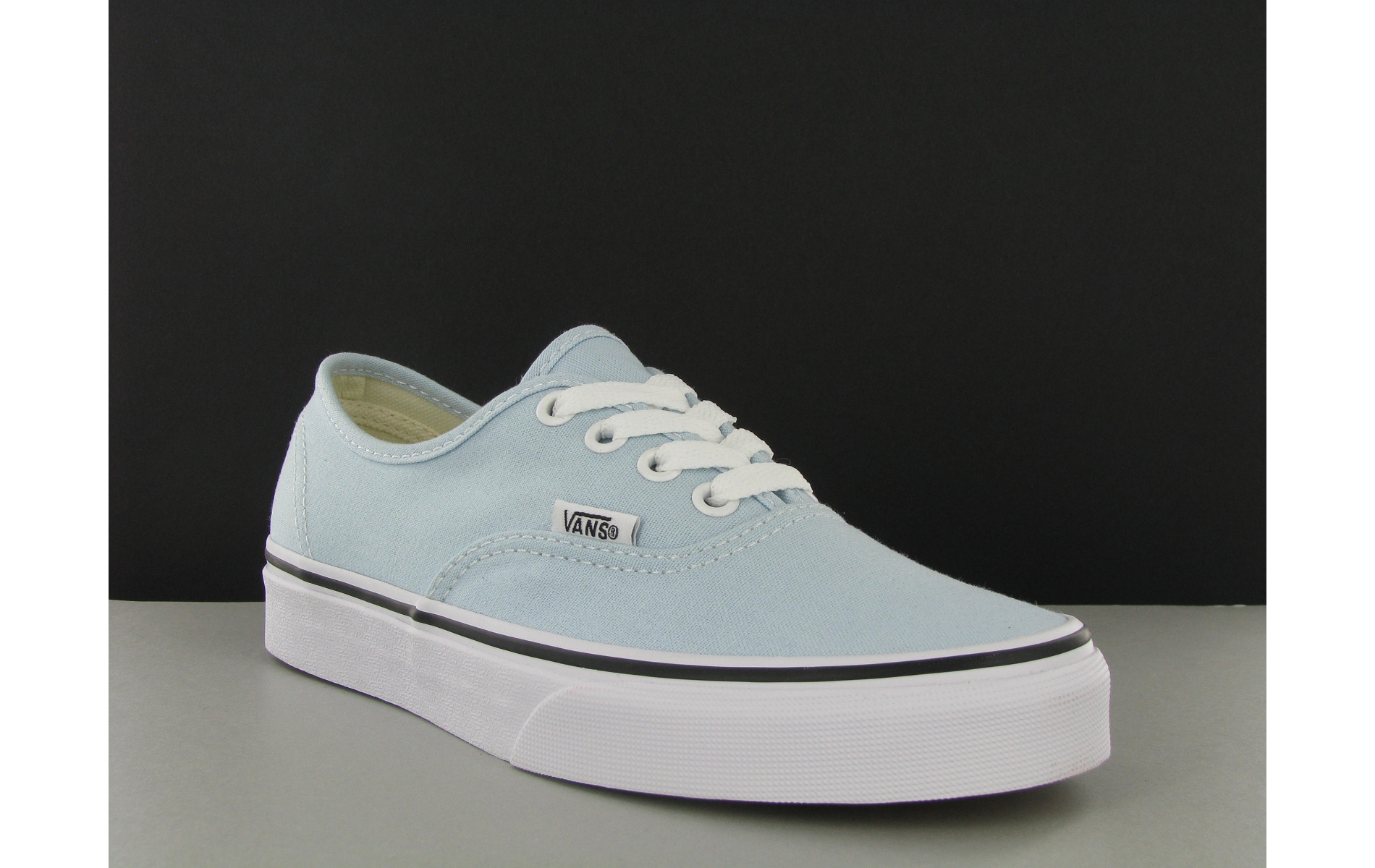 vans blanche et bleu