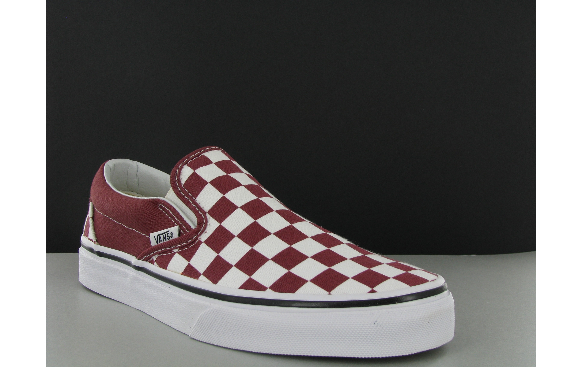 vans classic slip on bordeaux