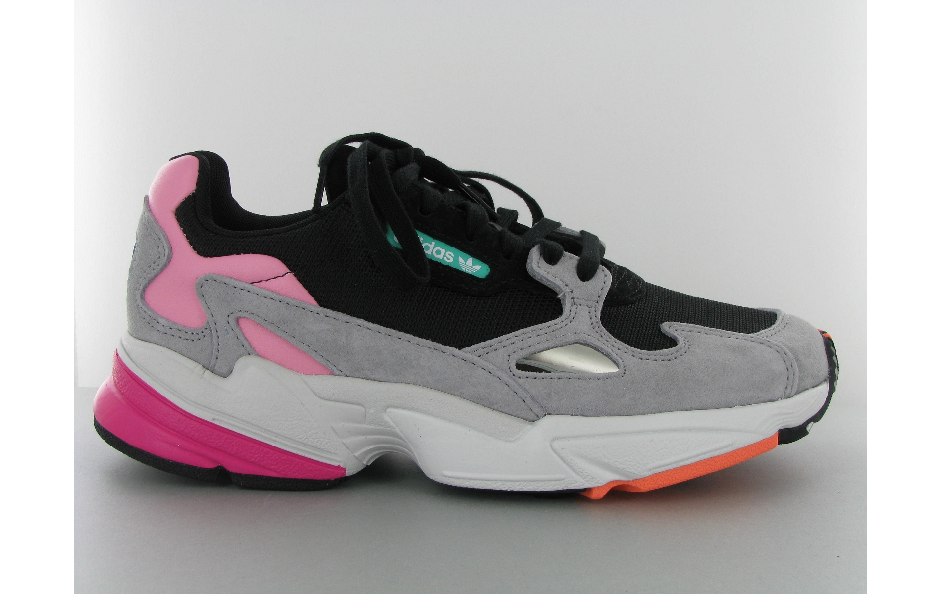 adidas falcon femme noir