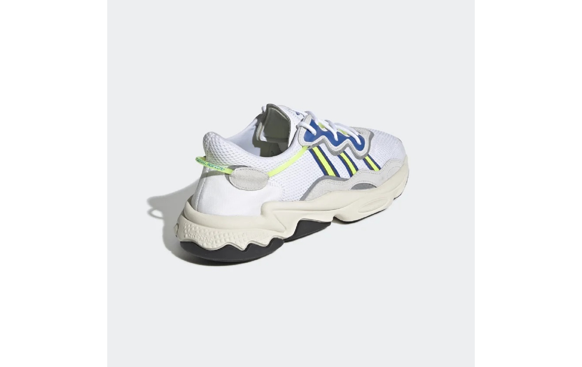 adidas ozweego ee7009