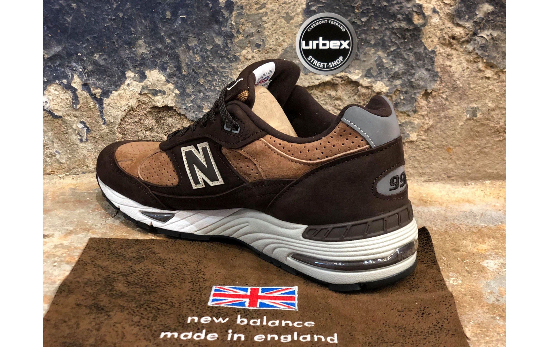 new balance m991 dbt