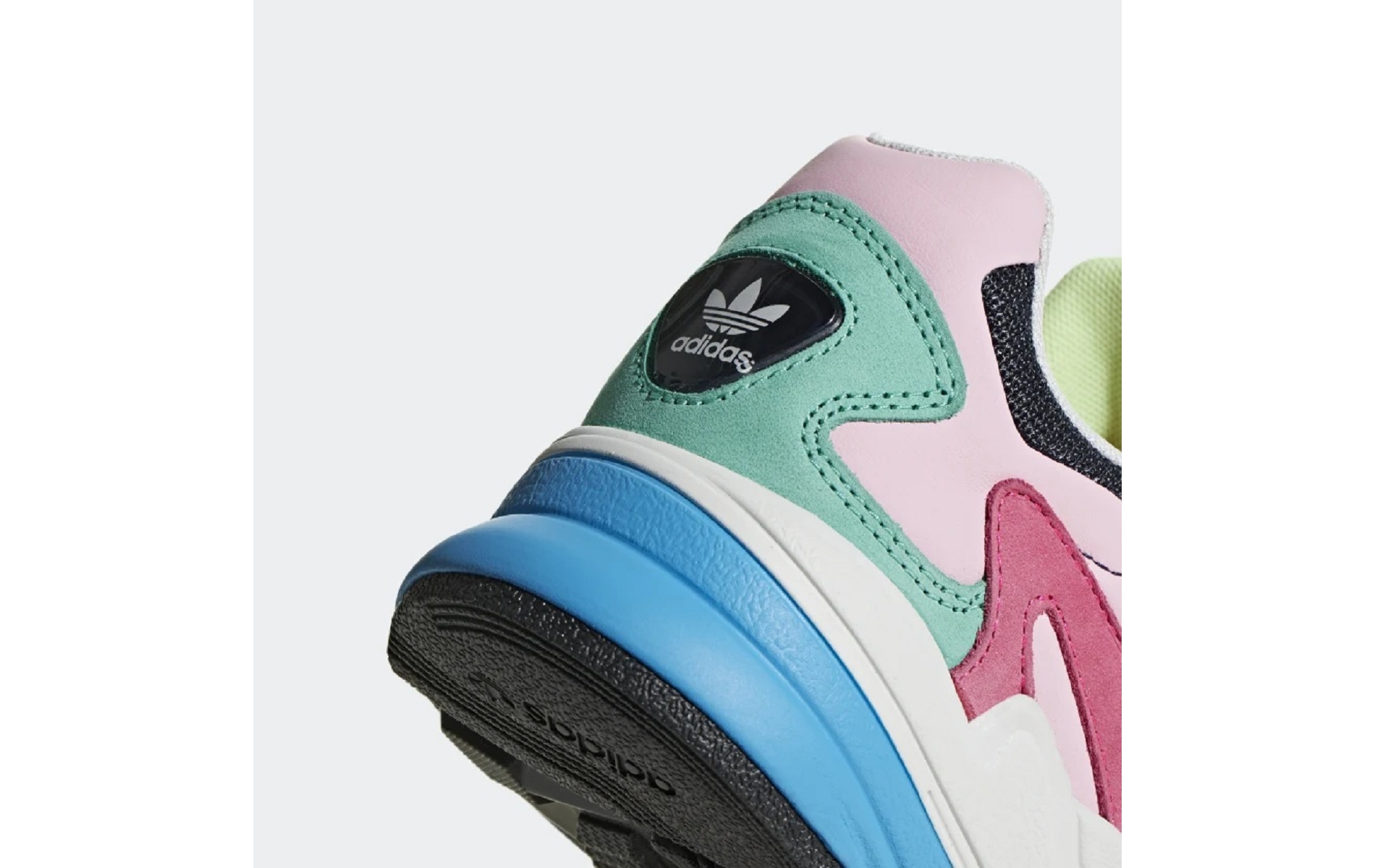 adidas falcon w cg6211